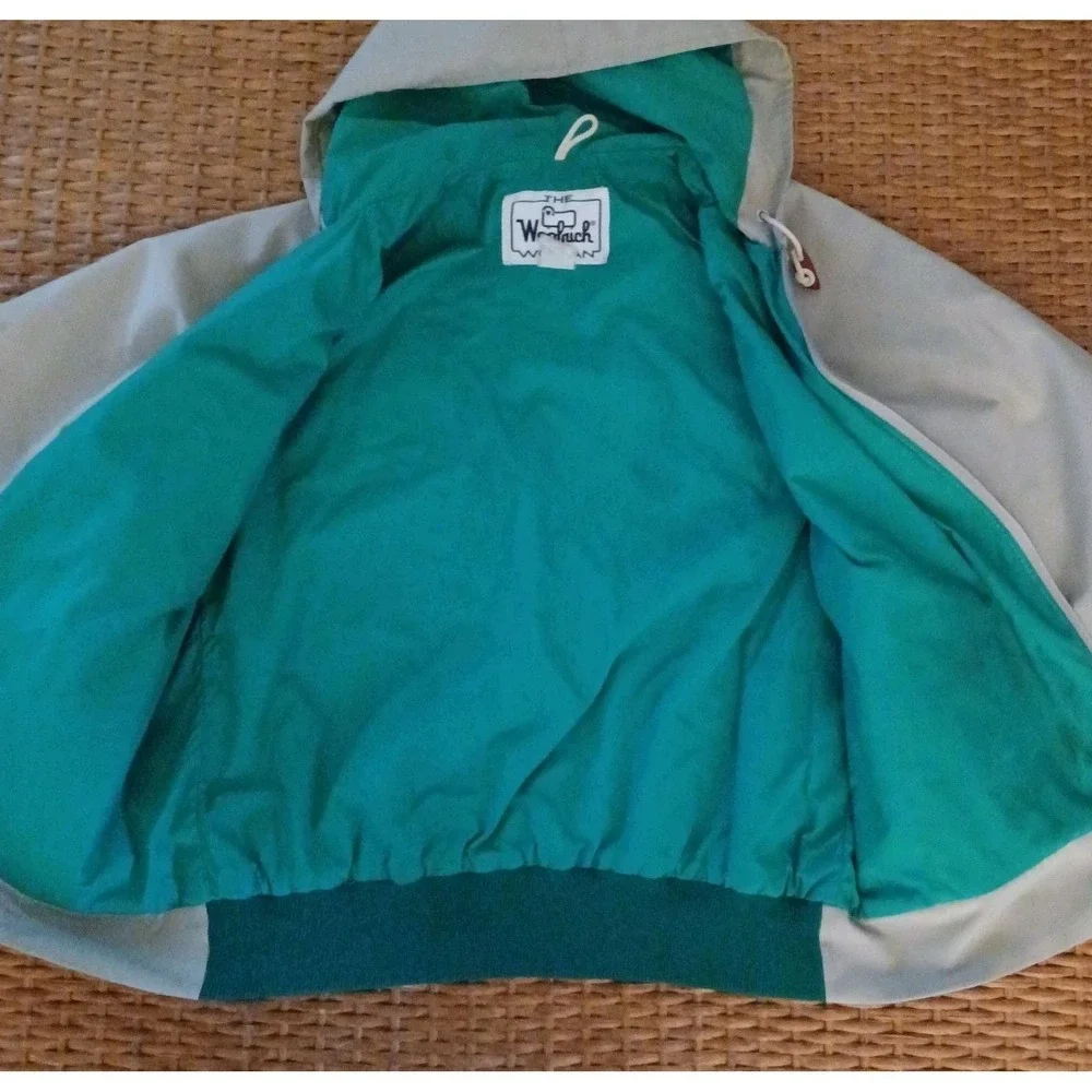 Vintage Woolrich Women's Jacket with Hood Natural and Green Size Medium Crop - Picture 6 of 14